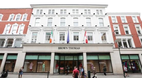 布朗·托马斯·阿诺茨是第一位致力于科学气候目标的爱尔兰零售商