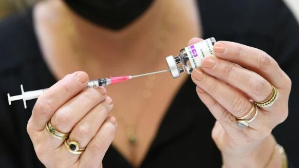 荷兰正在停止针对60岁以下人群的阿斯利康疫苗