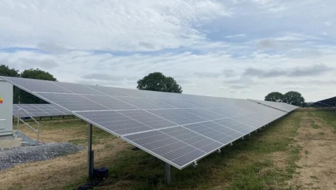 爱尔兰最大的太阳能农场在金塞尔开业