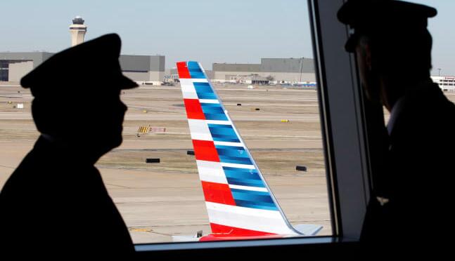 美国航空飞行员工会拒绝支付假期奖金 寻求永久性改变