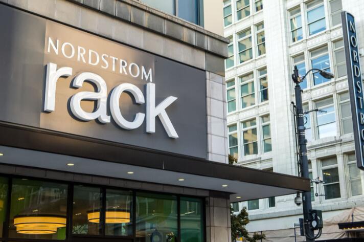 NordstromRack低价连锁店近年来一直在艰难挣扎